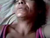 Gozando na coroa amadora, gozou dentro da velha